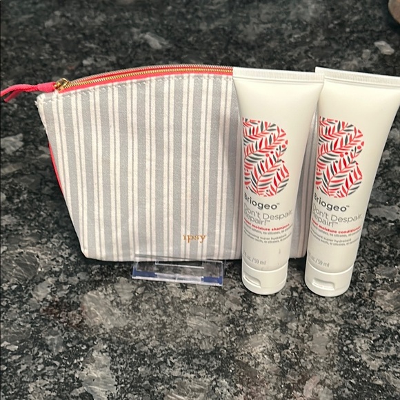 Briogeo Hair Care Duo & IPSY Striped Pouch Coral Touch BUNDLE NWT YOU GET 3items - Picture 1 of 8